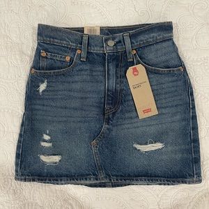 Levi’s Deconstructed Denim Skirt
